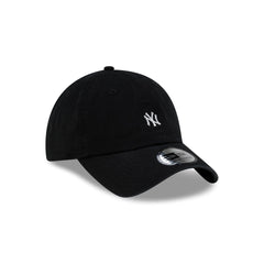 New York Yankees Mini Logo Black Casual Classic Adjustable Hat