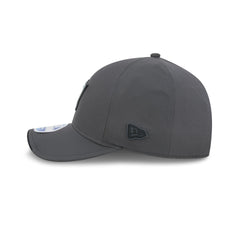 Las Vegas Raiders 2026 Sideline Cold Weather 9FORTY M-Crown Snapback Hat