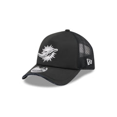 Miami Dolphins 2026 Salute to Service 9FORTY APEX Snapback Hat