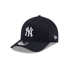 New York or Nowhere x New York Yankees Navy Side 9FORTY A-Frame Snapback Hat