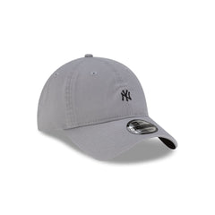 New York Yankees Mini Logo Gray 9TWENTY Adjustable Hat