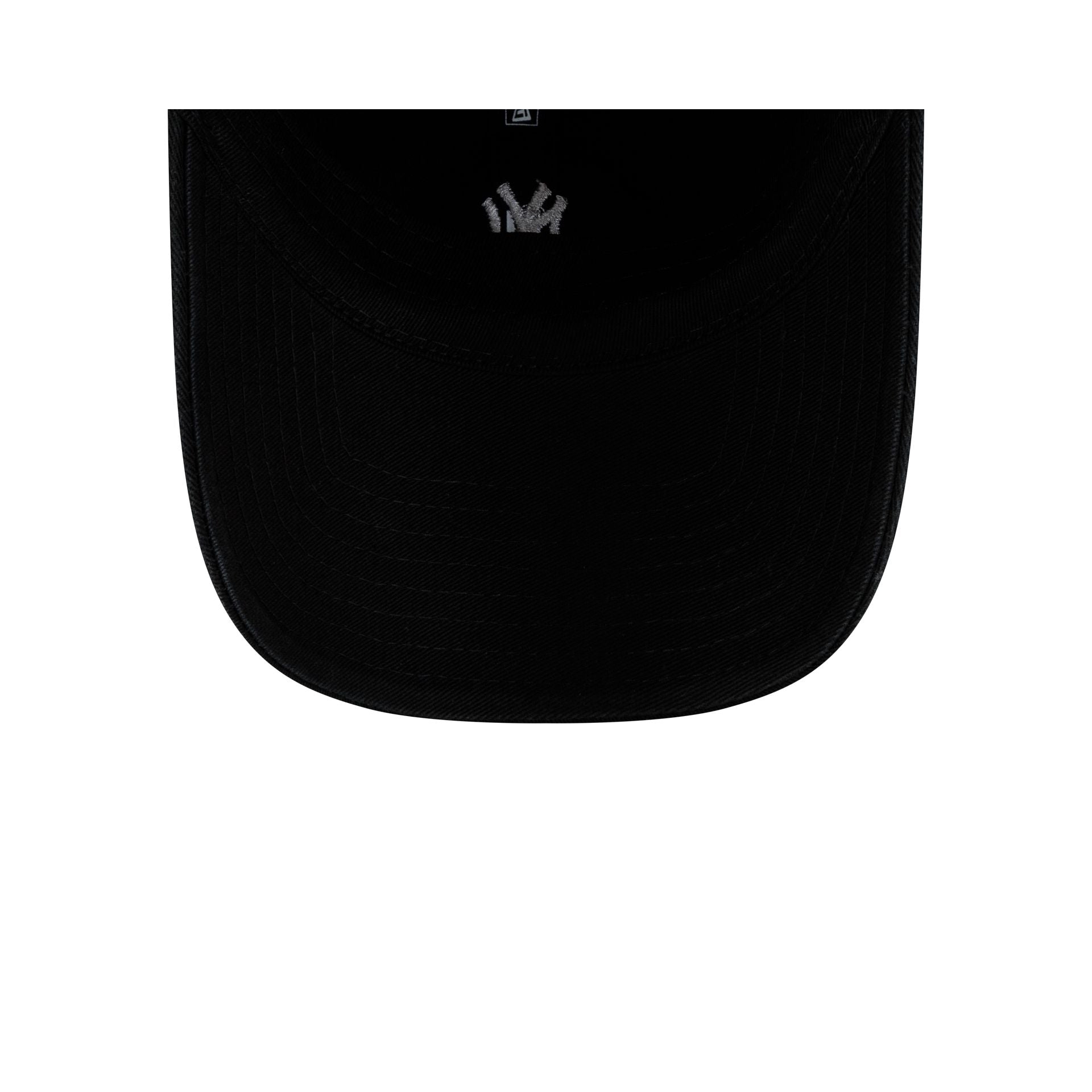 New York Yankees Mini Logo Black Casual Classic Adjustable Hat