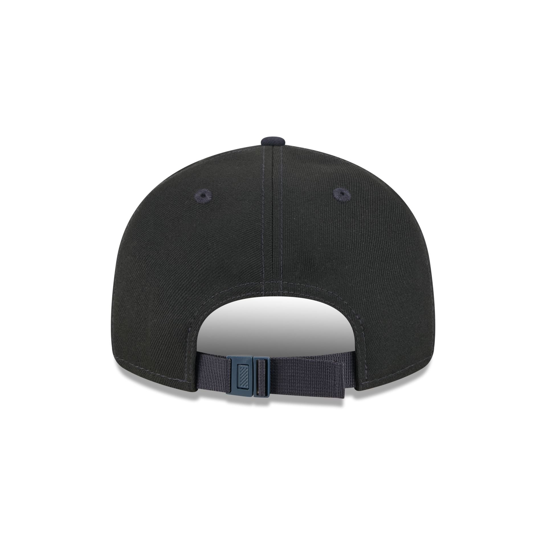 Connecticut Huskies Tournament Side Patch Retro Crown 9FIFTY Strapback Hat