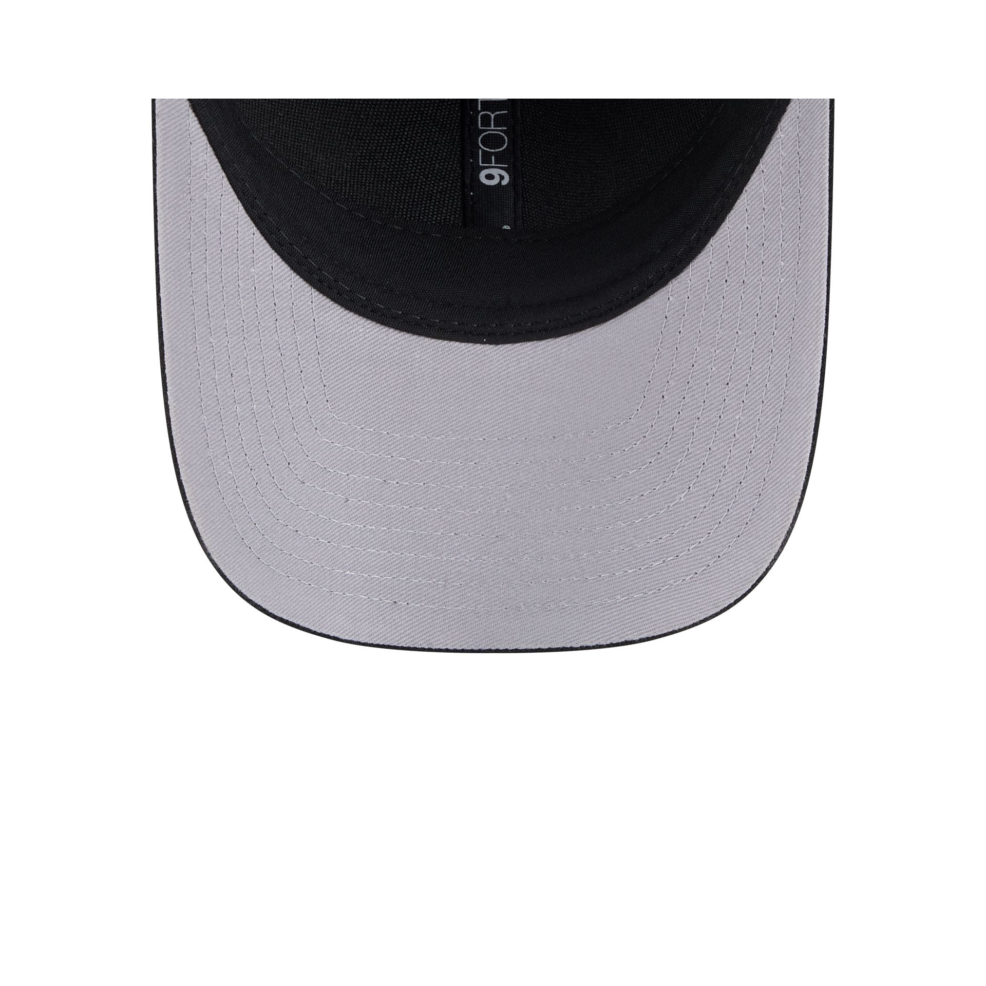 Chicago Blackhawks Team Black 9FORTY M-Crown Snapback Hat