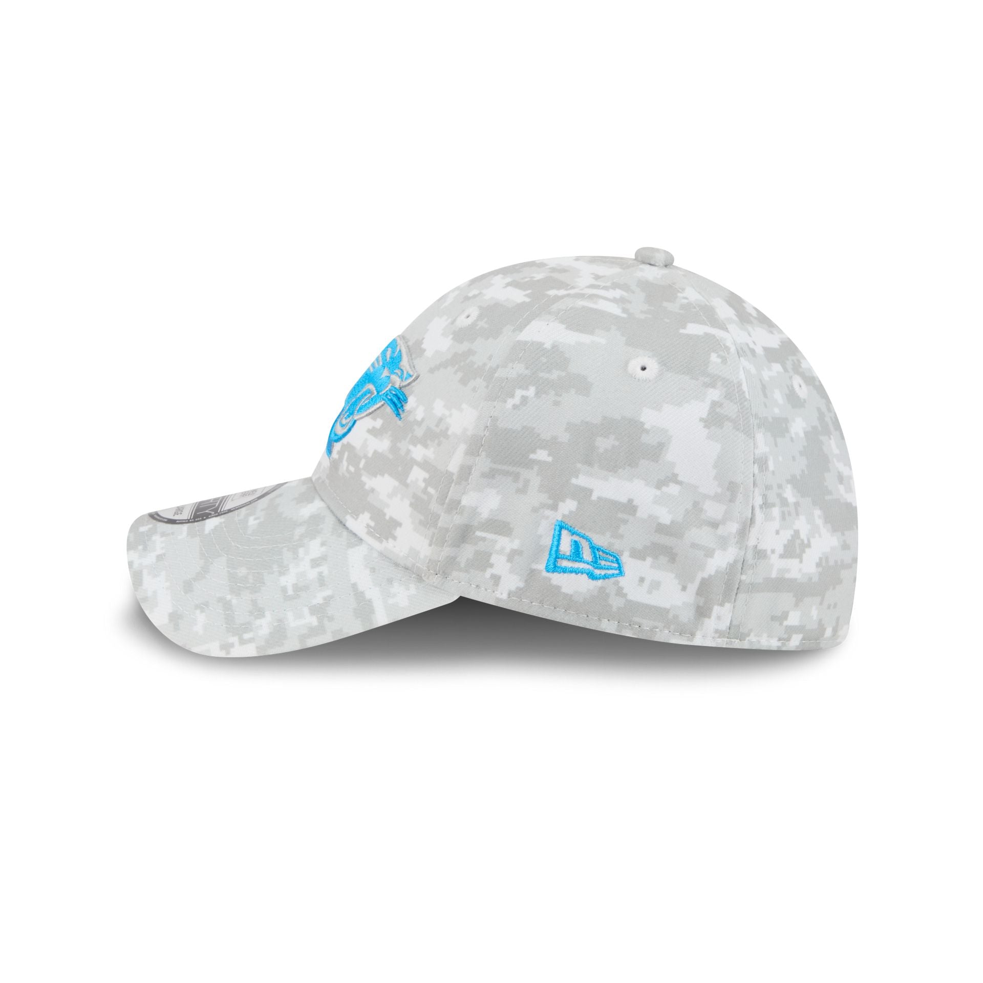 Carolina Panthers 2025 Salute to Service Fan Gear 39THIRTY Stretch Fit Hat