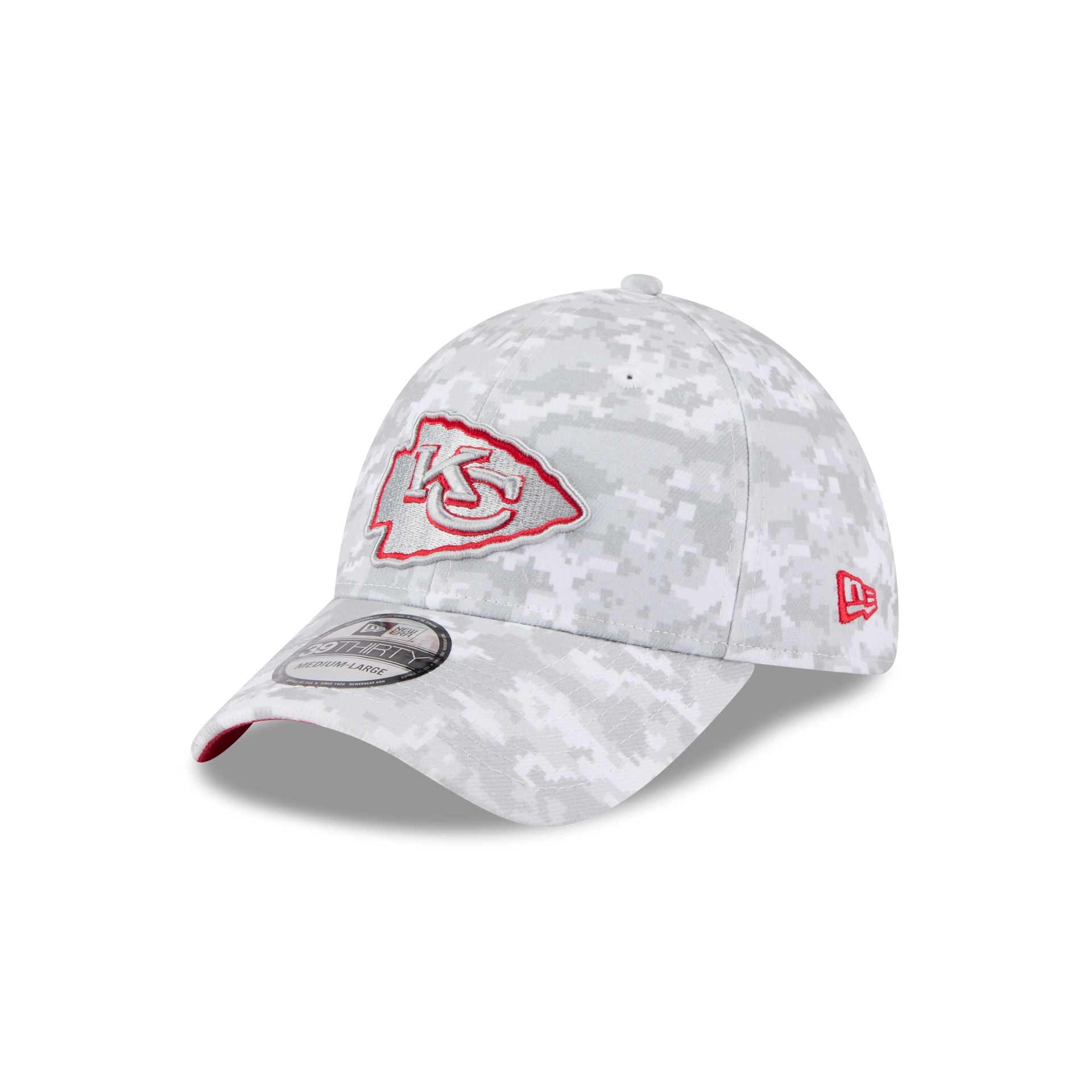 Kansas City Chiefs 2025 Salute to Service Fan Gear 39THIRTY Stretch Fit Hat