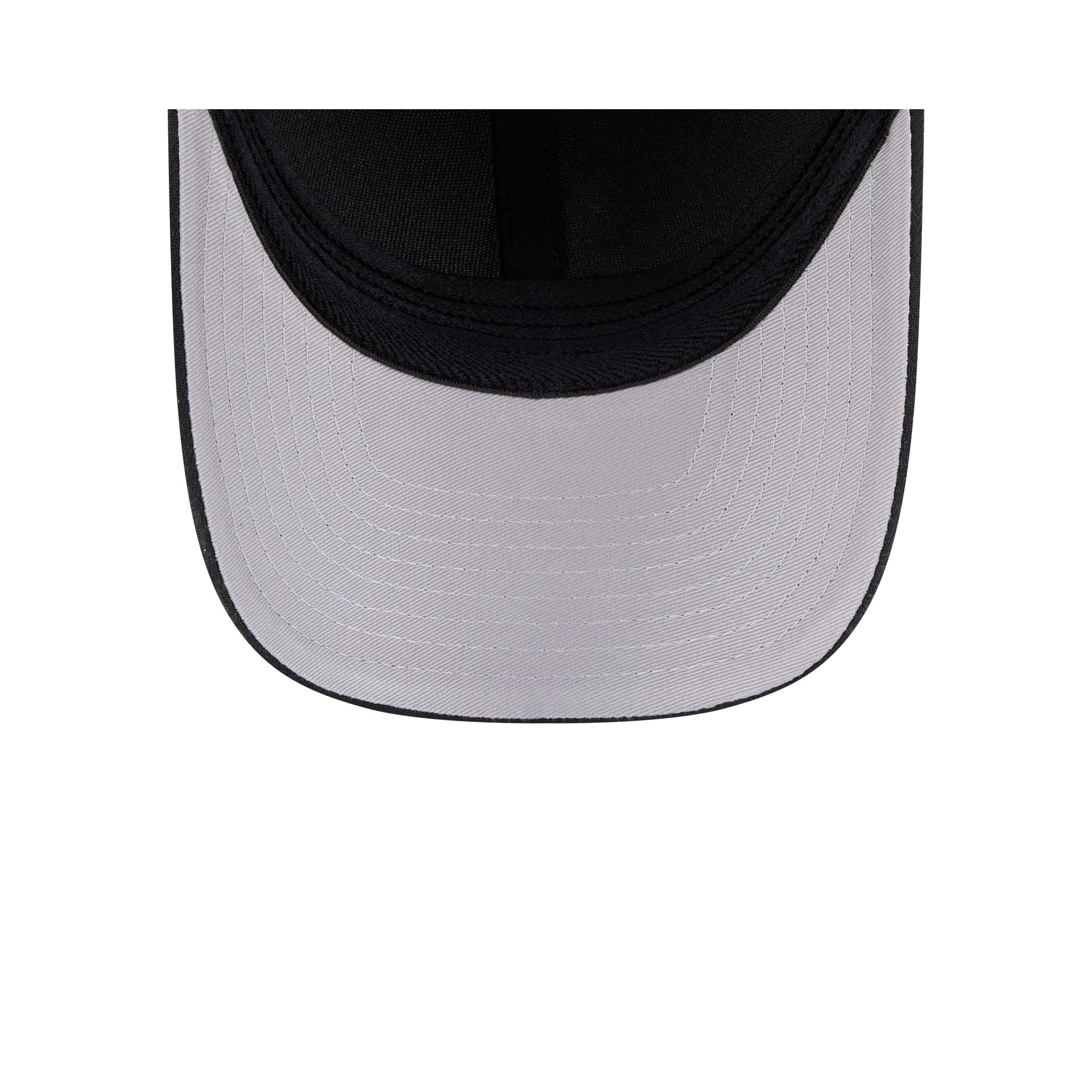 Chicago White Sox Black and White 39THIRTY M-Crown Stretch Fit Hat