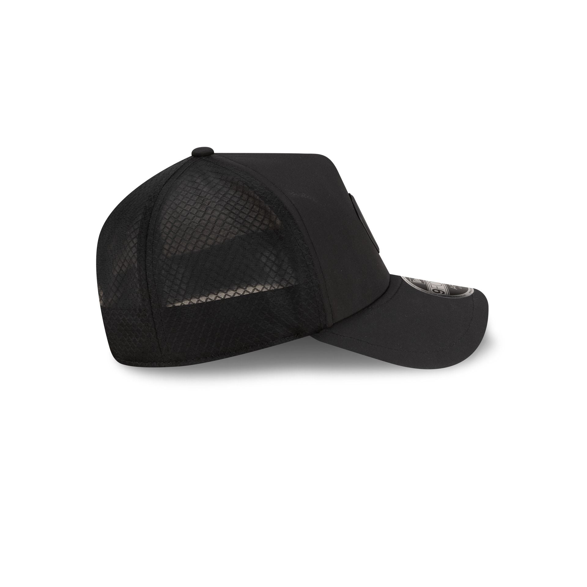 Milwaukee Brewers 2026 Batting Practice Black 9FORTY APEX Trucker Hat