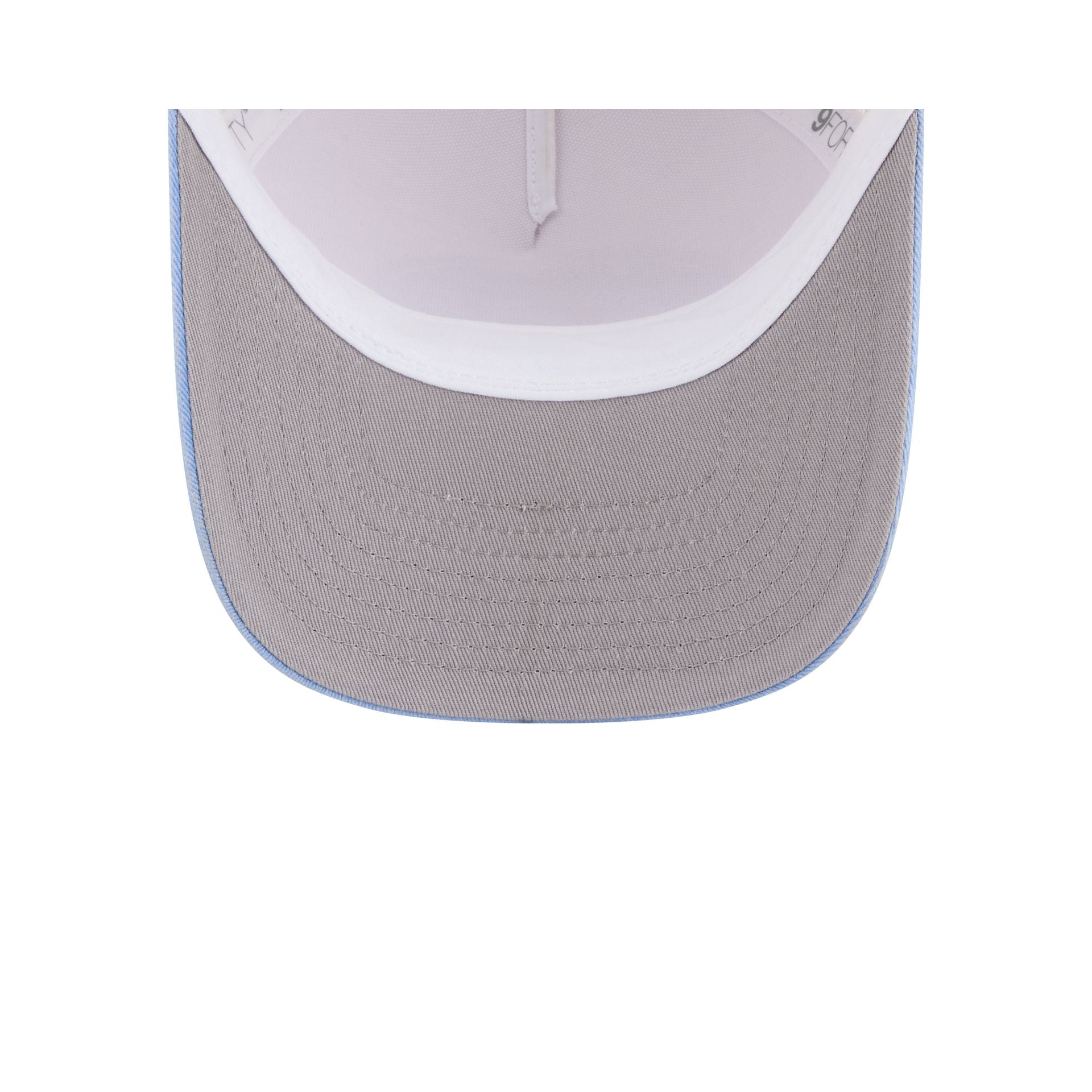 North Carolina Tar Heels Frayed 9FORTY M-Crown A-Frame Trucker Hat