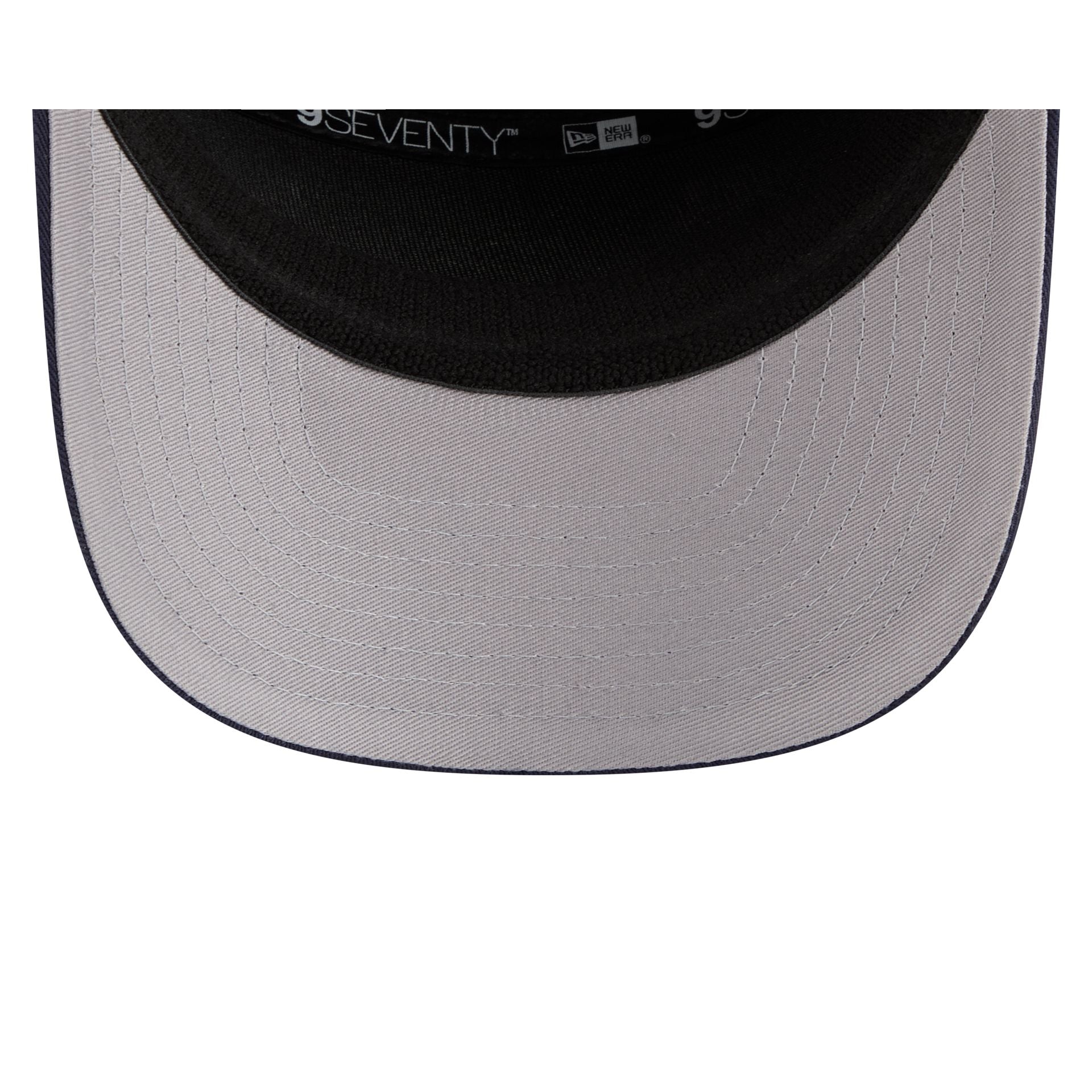 Chicago Bears Property of Patch Split Panel 9SEVENTY Stretch-Snap Hat