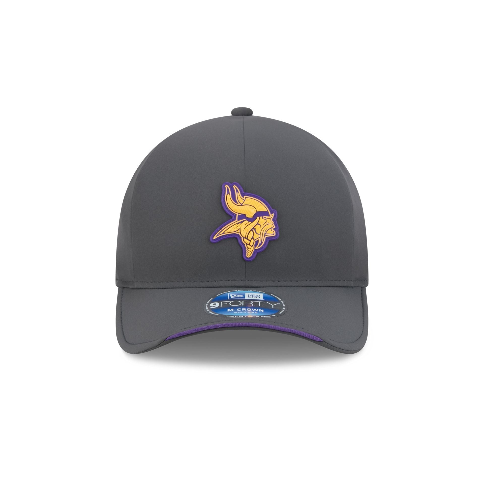 Minnesota Vikings 2026 Sideline Cold Weather 9FORTY M-Crown Snapback Hat