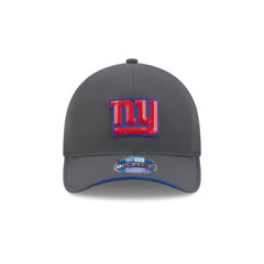 New York Giants 2026 Sideline Cold Weather 9FORTY M-Crown Snapback Hat