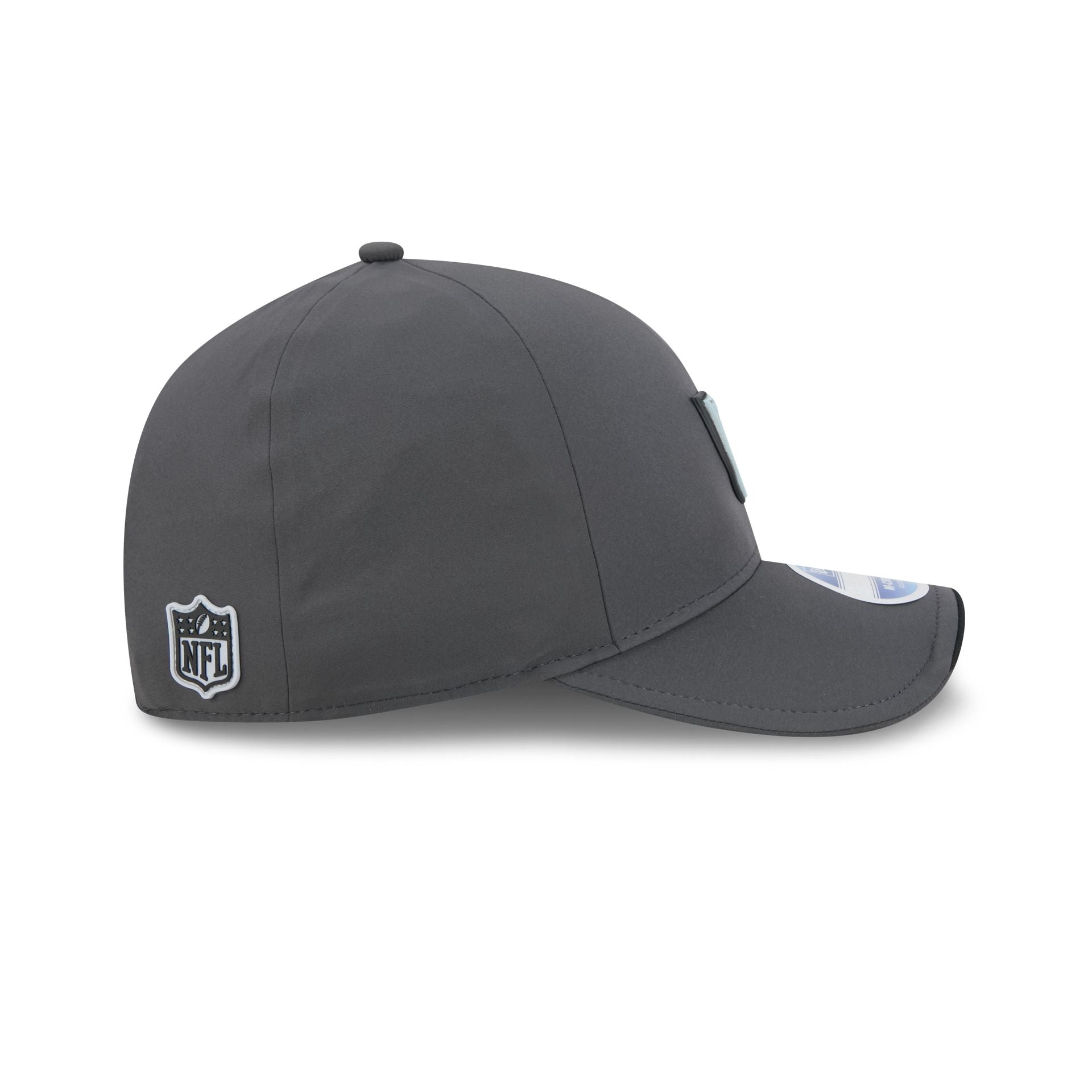 Las Vegas Raiders 2026 Sideline Cold Weather 9FORTY M-Crown Snapback Hat