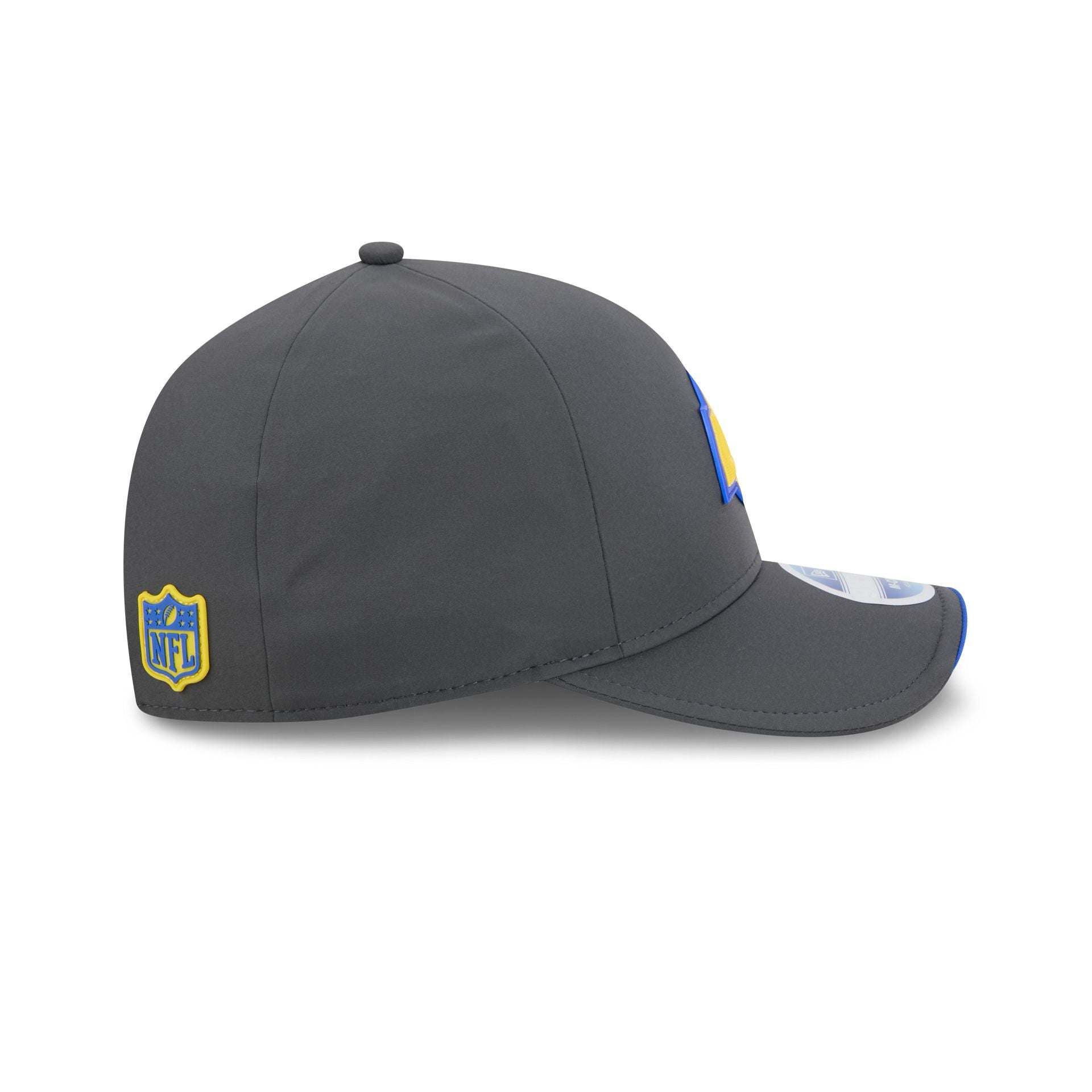 Los Angeles Rams 2026 Sideline Cold Weather 9FORTY M-Crown Snapback Hat