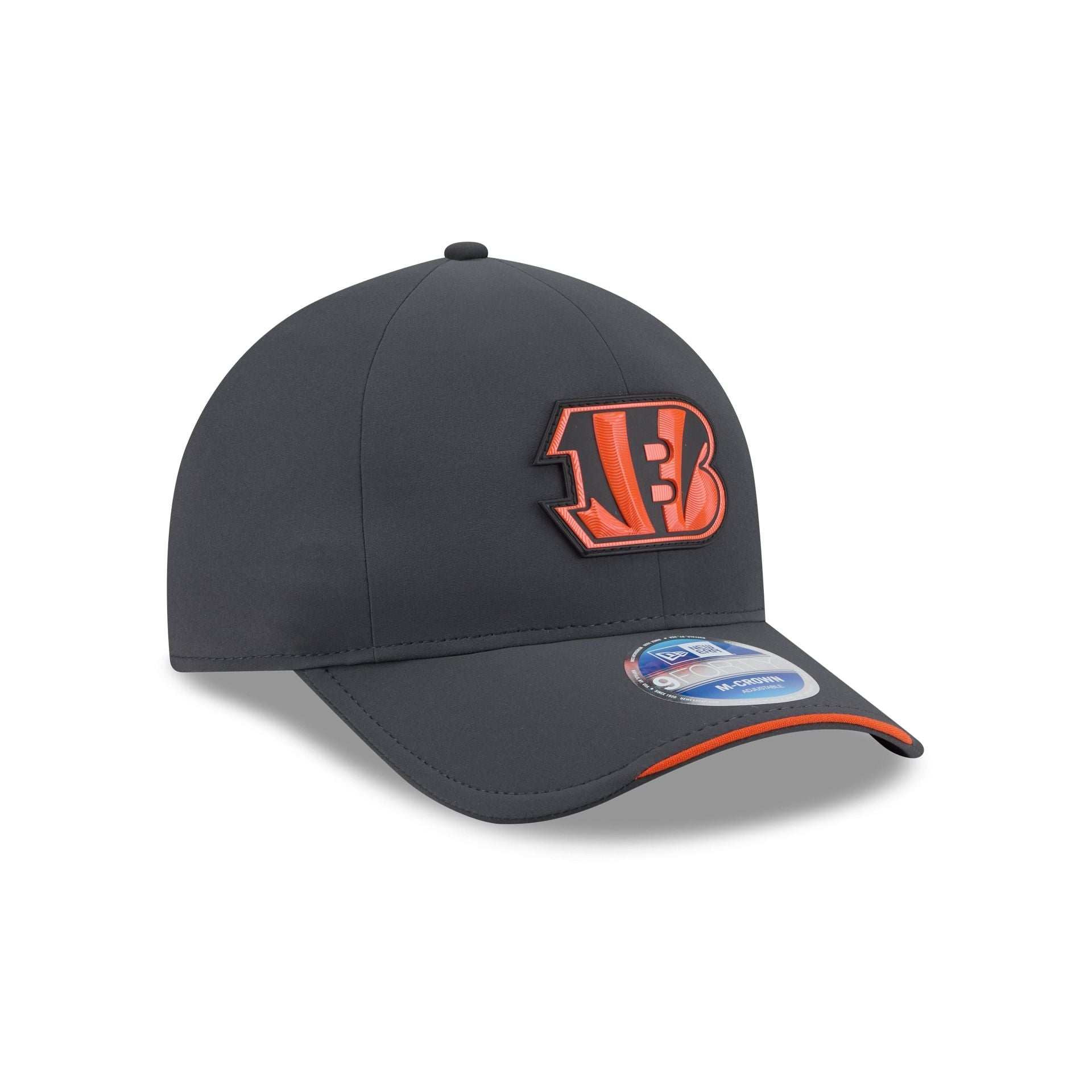 Cincinnati Bengals 2026 Sideline Cold Weather 9FORTY M-Crown Snapback Hat