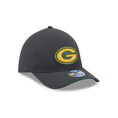 Green Bay Packers 2026 Sideline Cold Weather 39THIRTY M-Crown Stretch Fit Hat