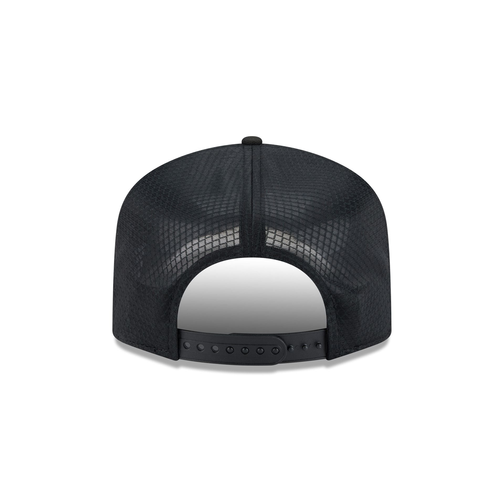 Charlotte Hornets Black & White Mesh 19TWENTY Trucker Hat