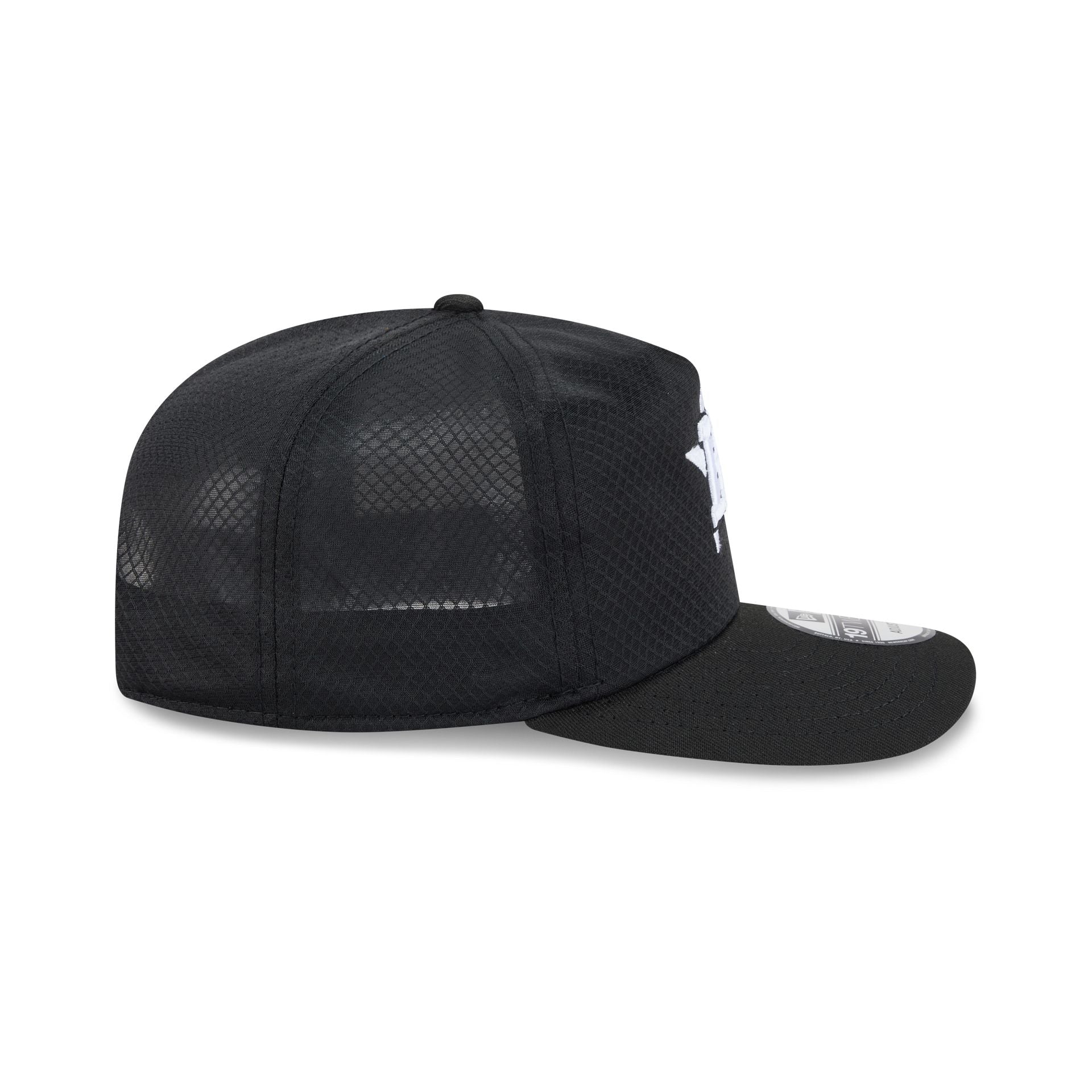 Houston Astros Black & White Mesh 19TWENTY Trucker Hat