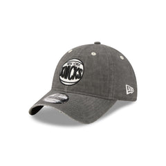 New York Knicks Washed Black Cotton 9TWENTY Adjustable Hat