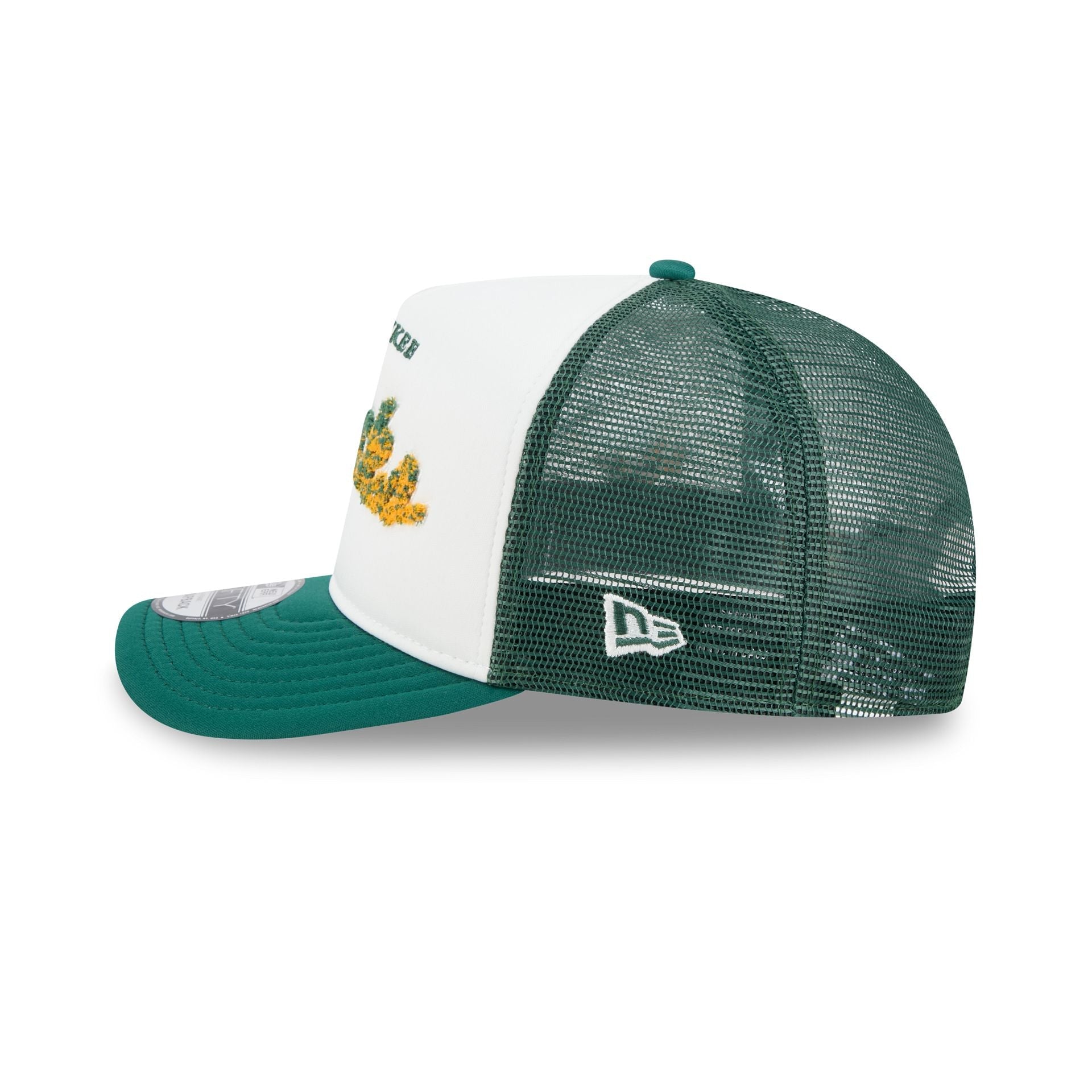 Milwaukee Bucks Fade Script 9FIFTY A-Frame Trucker Hat