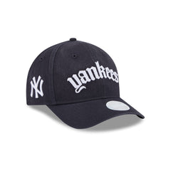 New York Yankees Gothic Font Women's 9FORTY M-Crown Snapback Hat