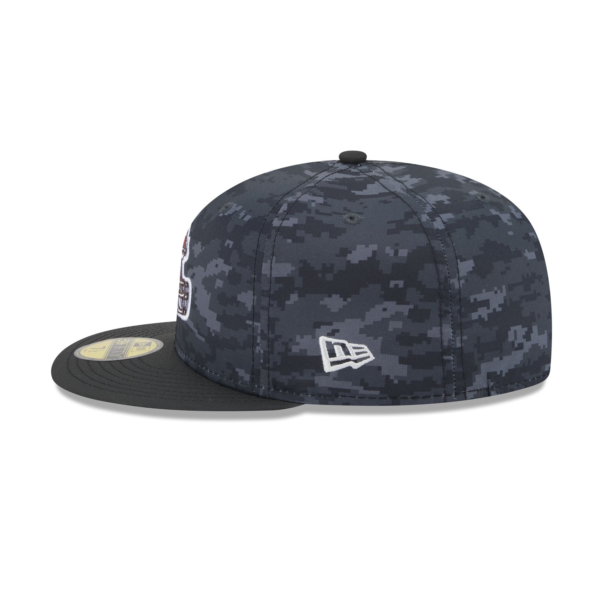 Cleveland Browns 2026 Salute to Service 59FIFTY Fitted Hat