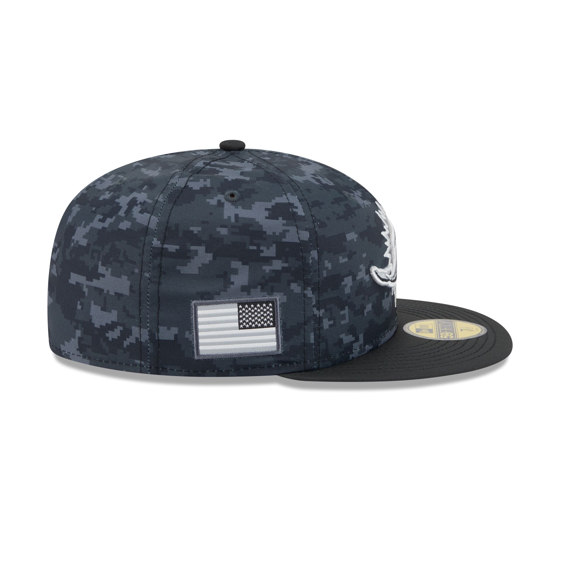 Miami Dolphins 2026 Salute to Service 59FIFTY Fitted Hat