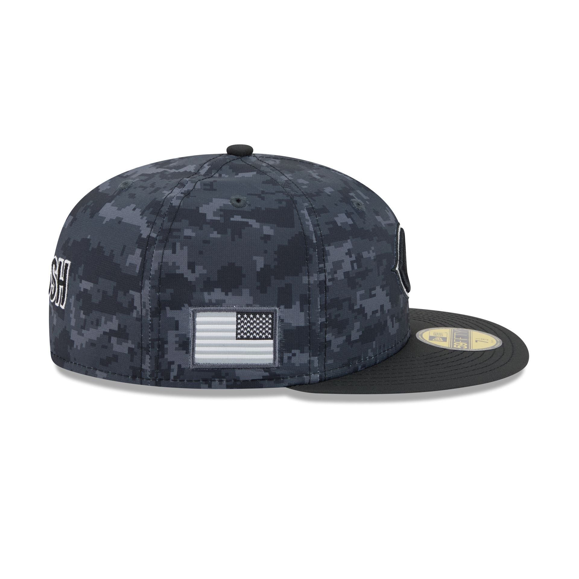 Chicago Bears 2026 Salute to Service 59FIFTY Fitted Hat