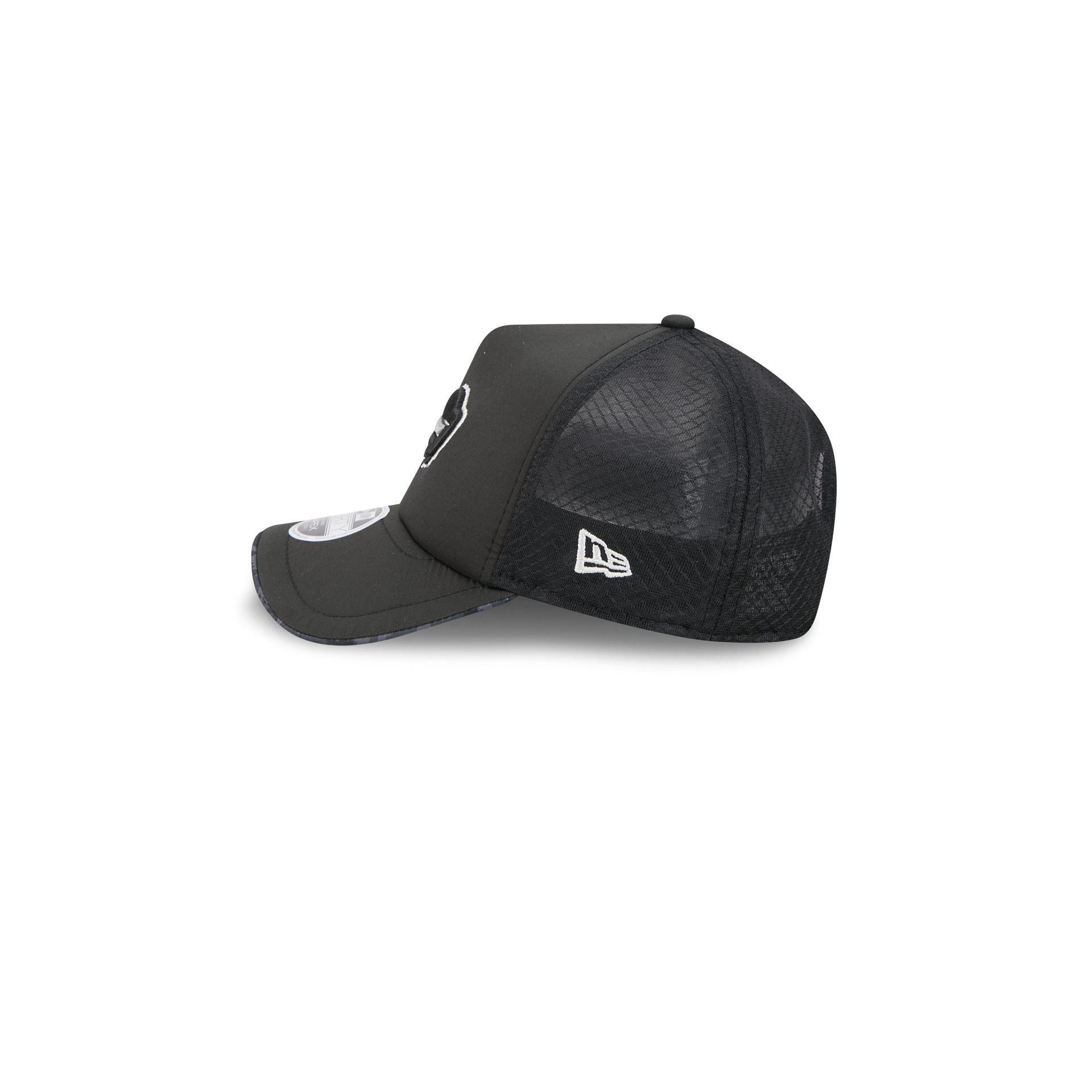 Buffalo Bills 2026 Salute to Service Kids 9FORTY APEX Snapback Hat