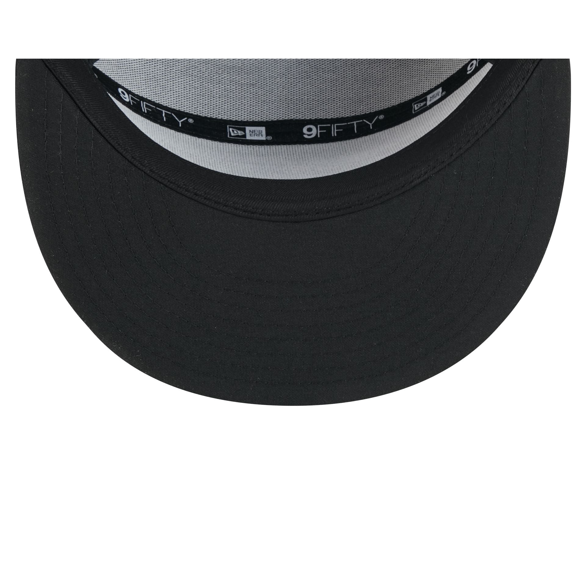 New England Patriots 2026 Salute to Service Split Panel 9FIFTY Snapback Hat