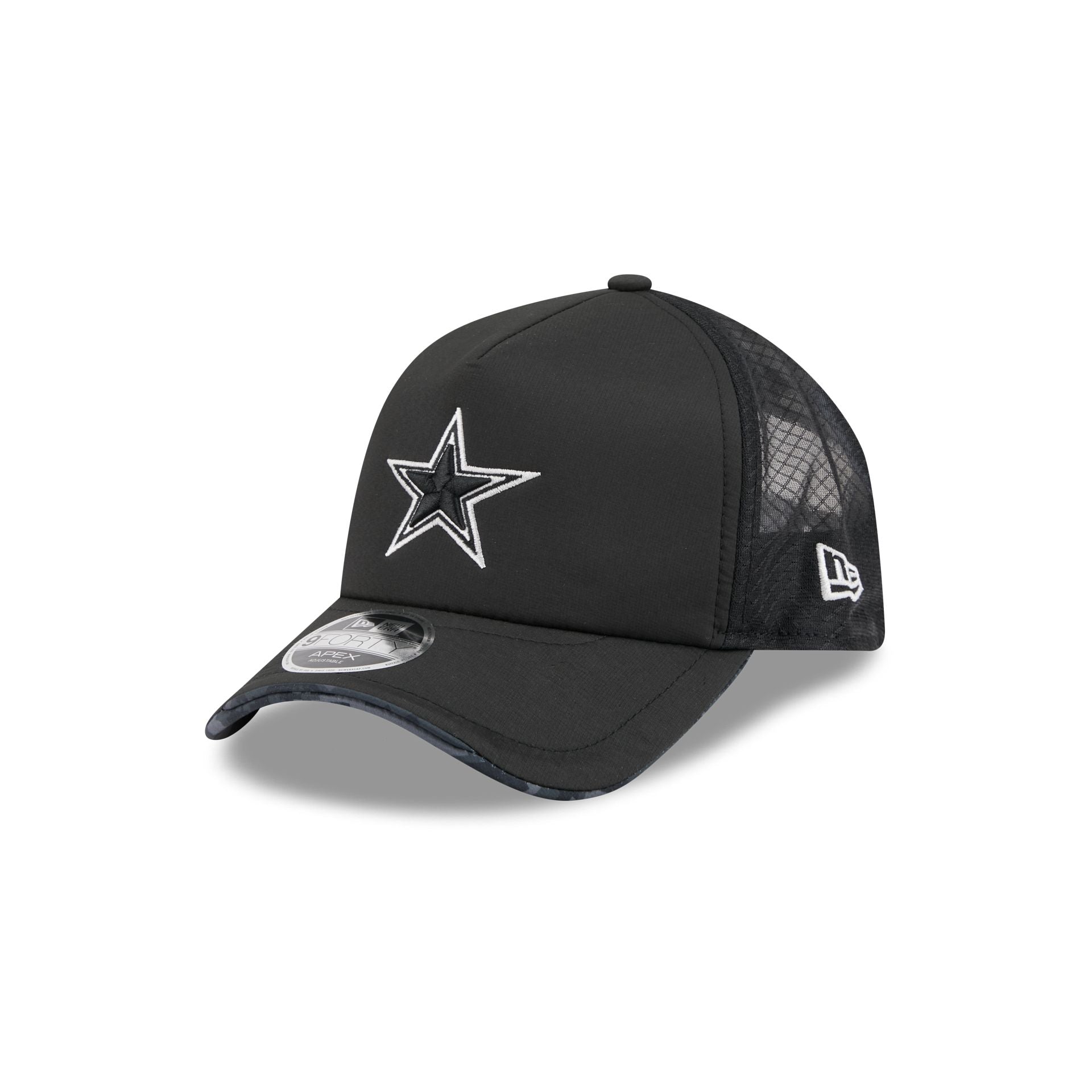 Dallas Cowboys 2026 Salute to Service 9FORTY APEX Snapback Hat