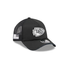 Kansas City Chiefs 2026 Salute to Service 9FORTY APEX Snapback Hat