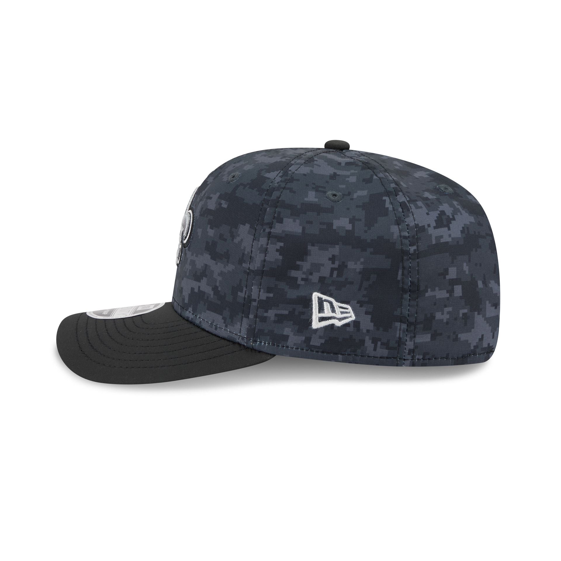 New Orleans Saints 2026 Salute to Service 9SEVENTY Stretch-Snap Hat