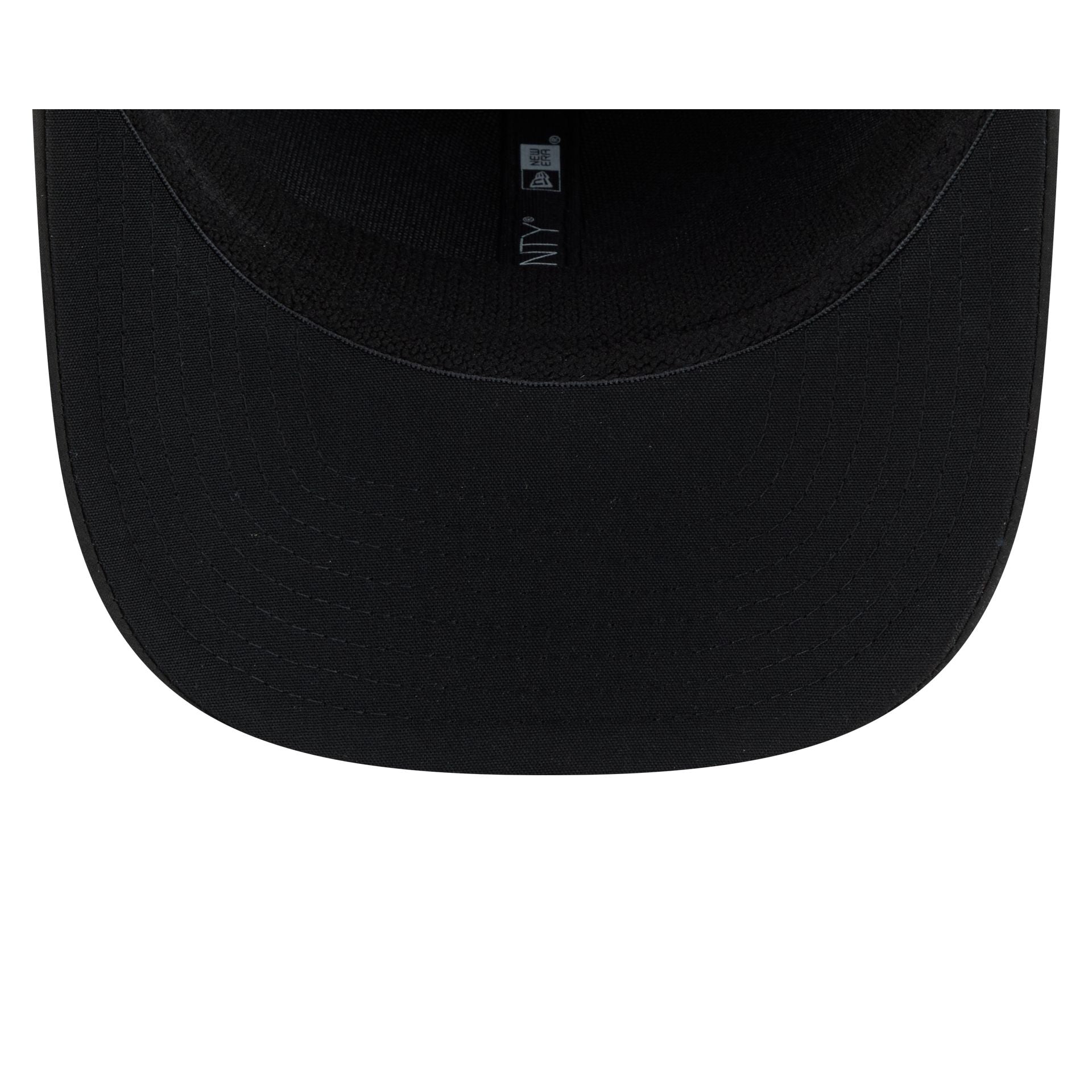 Detroit Lions 2026 Salute to Service 9SEVENTY Stretch-Snap Hat