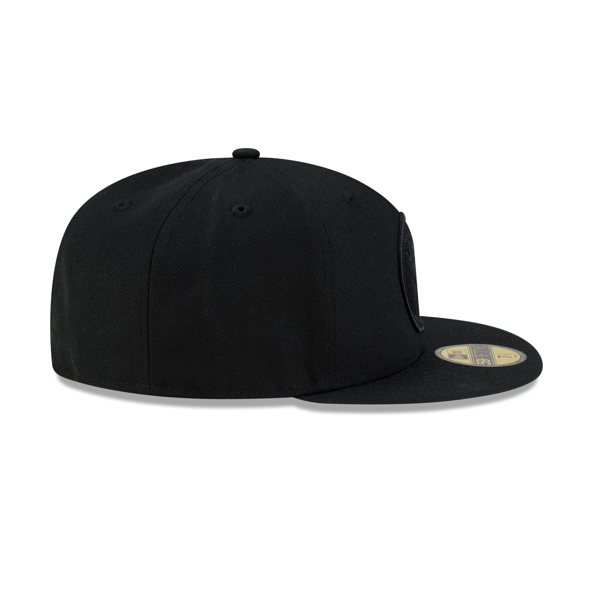 Buffalo Sabres Black on Black 59FIFTY Fitted Hat