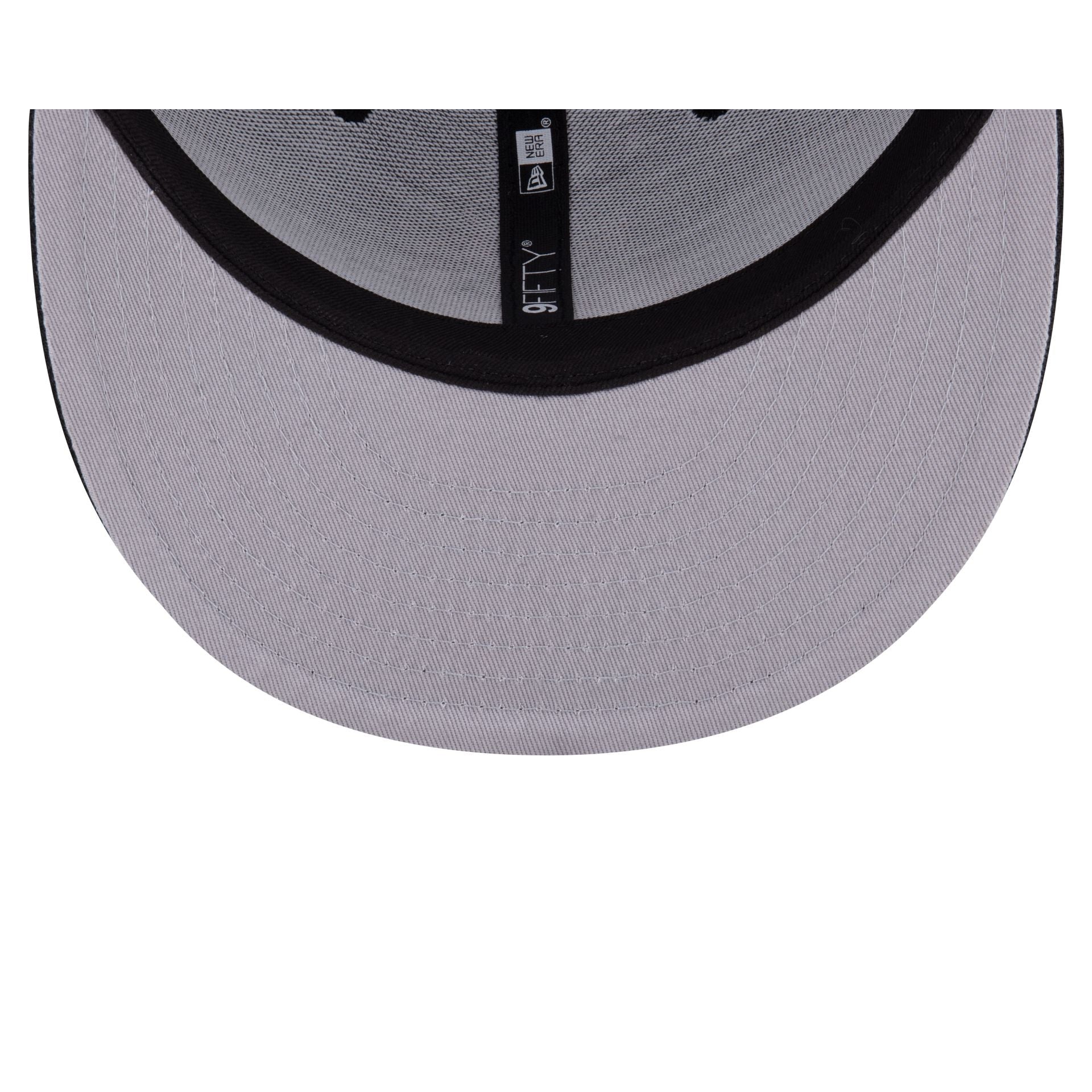 Looney Tunes Taz 9FIFTY Trucker Snapback Hat