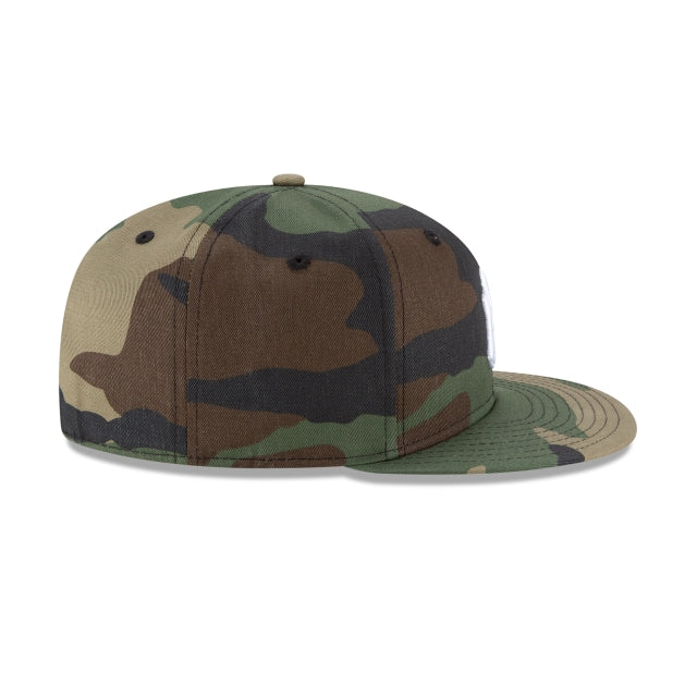 New York Yankees Basic 9FIFTY Snapback Hat